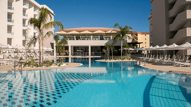 Vangelis Hotel & Suites